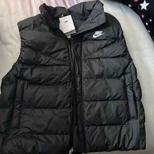 Nike Sportswear Therma-FIT Windrunner